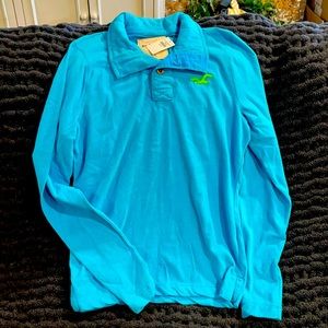 Long sleeve men’s medium polo. Hollister